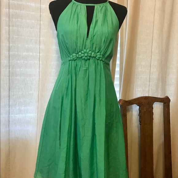 Dress -flattering Emerald green - M (fits like 4). - Picture 3 of 10